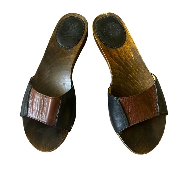 Frye Shoes - Frye Ellie Slide leather upper and wooden sole size 6.5